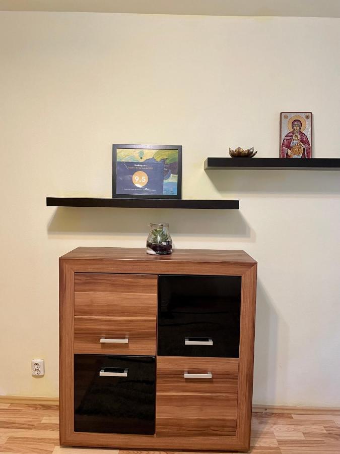 Cozy And Clean Apartment, Near National Arena Bucareste Exterior foto